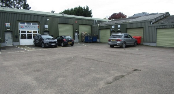 5 Hoe Ln, Nazeing to rent - Primary Photo - Image 1 of 2