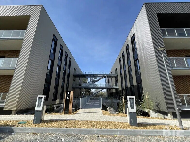 Office in Mérignac to rent - Building Photo - Image 1 of 14