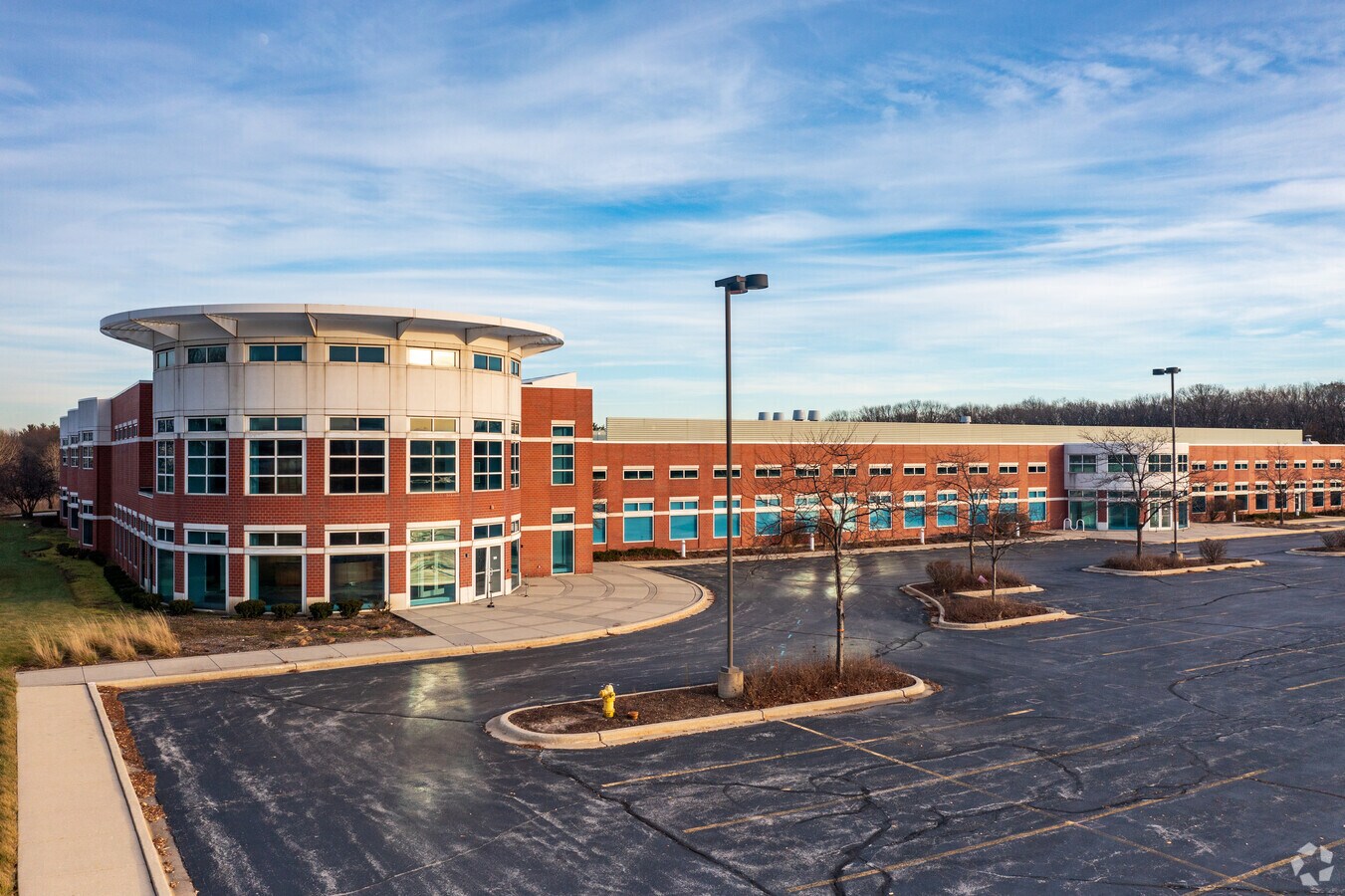 2501 Davey Rd, Woodridge 60517 UK