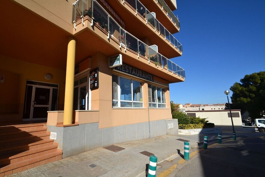 Retail in L'Ametlla de Mar, Tarragona to rent - Building Photo - Image 2 of 3