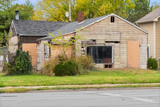 More details for 6328 N College Ave, Indianapolis, IN - Retail for Sale