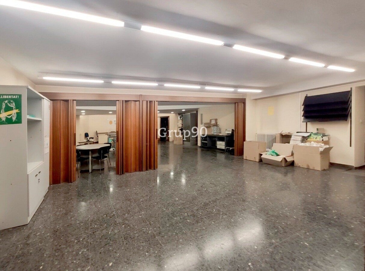 Lleida, LER 25002 -  -  - Interior Photo - Image 1 of 17