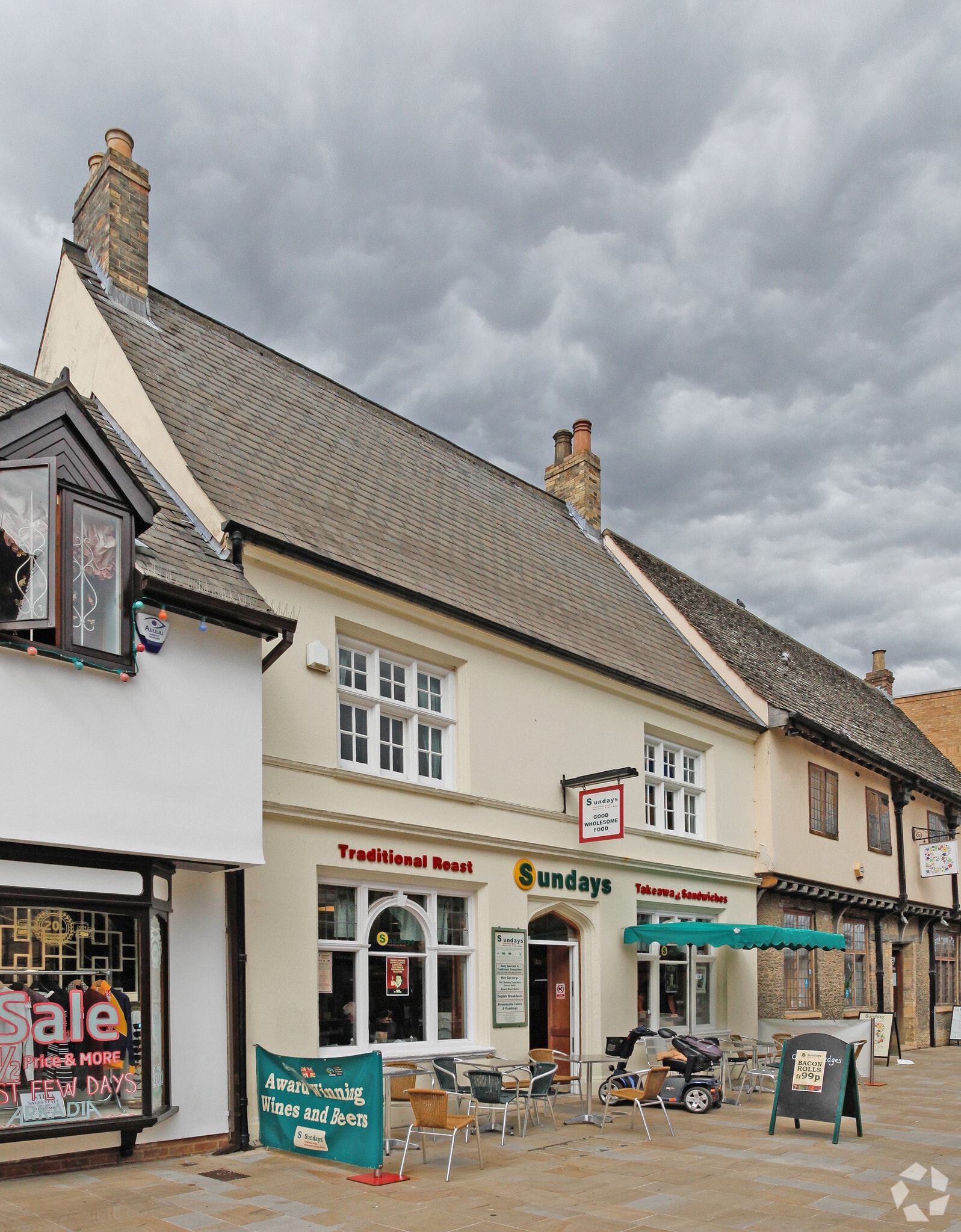 3 Cumbergate, Peterborough to rent Primary Photo- Image 1 of 3