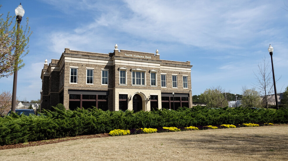 220 Providence Main St NW, Huntsville, AL for rent - Building Photo - Image 1 of 5