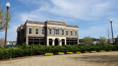 220 Providence Main St NW, Huntsville, AL for rent Building Photo- Image 1 of 6