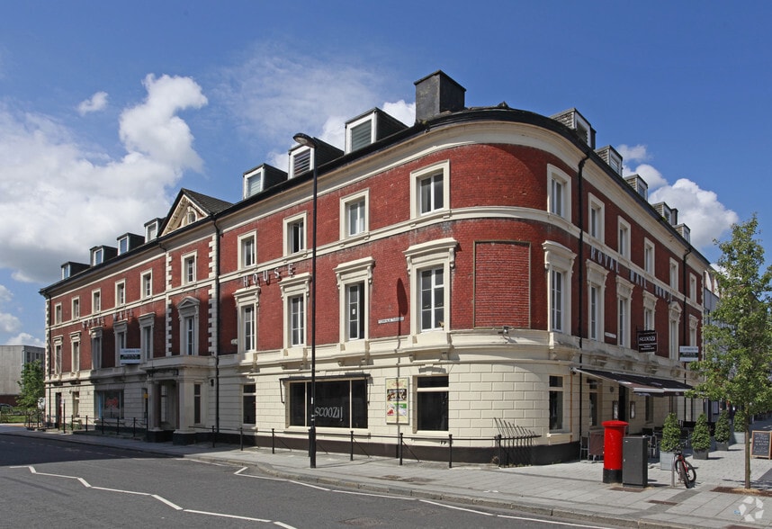 Terminus Terrace, Southampton to rent - Building Photo - Image 2 of 5