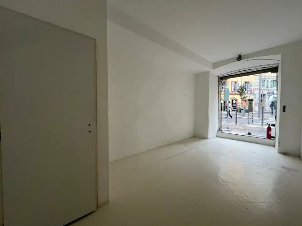 Location Commerce 18 m² - Photo 1