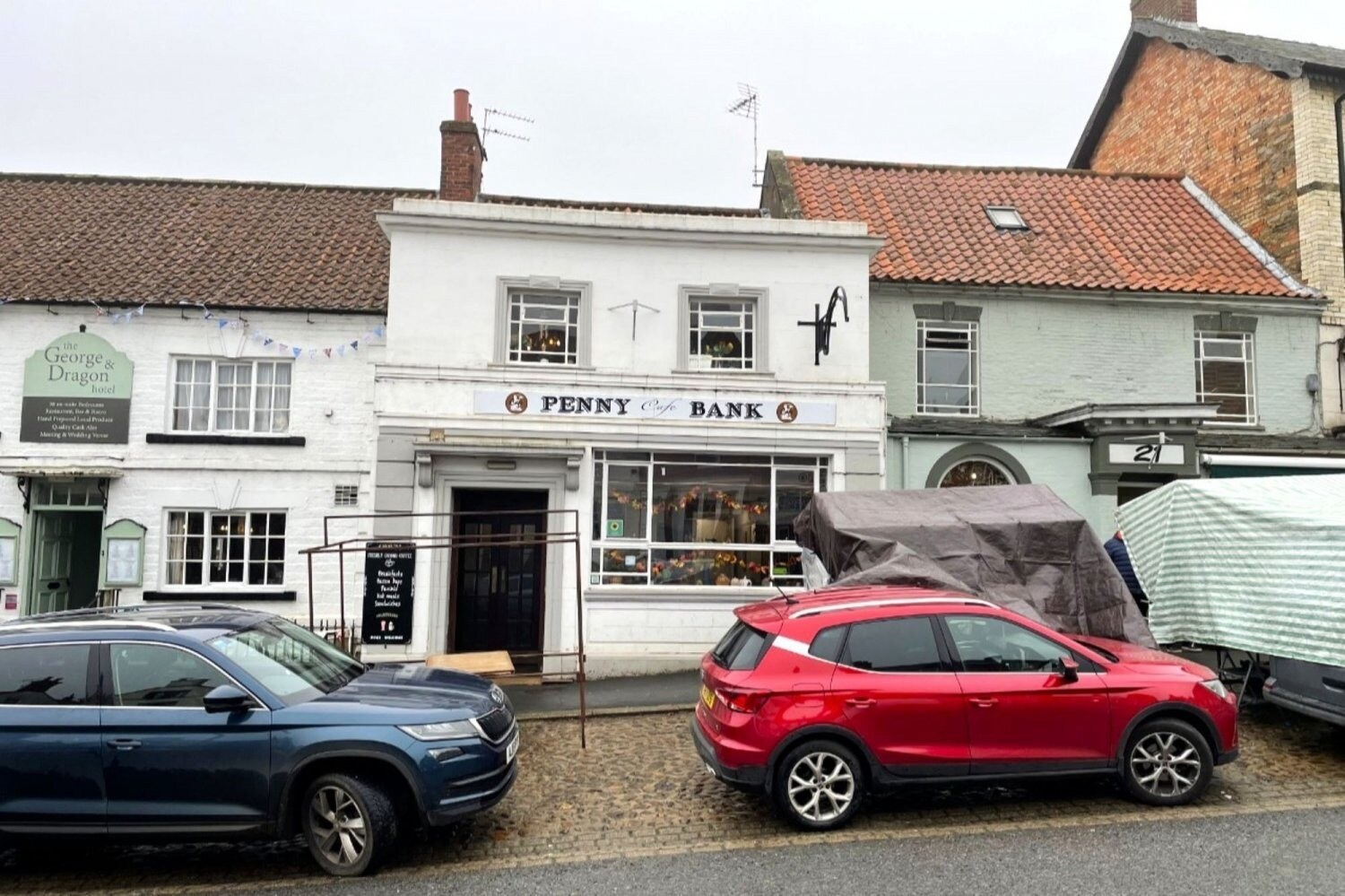 19 Market Pl, Kirkbymoorside for sale Primary Photo- Image 1 of 1