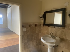 2134 Old Middlefield Way, Mountain View, CA to rent Interior Photo- Image 2 of 5