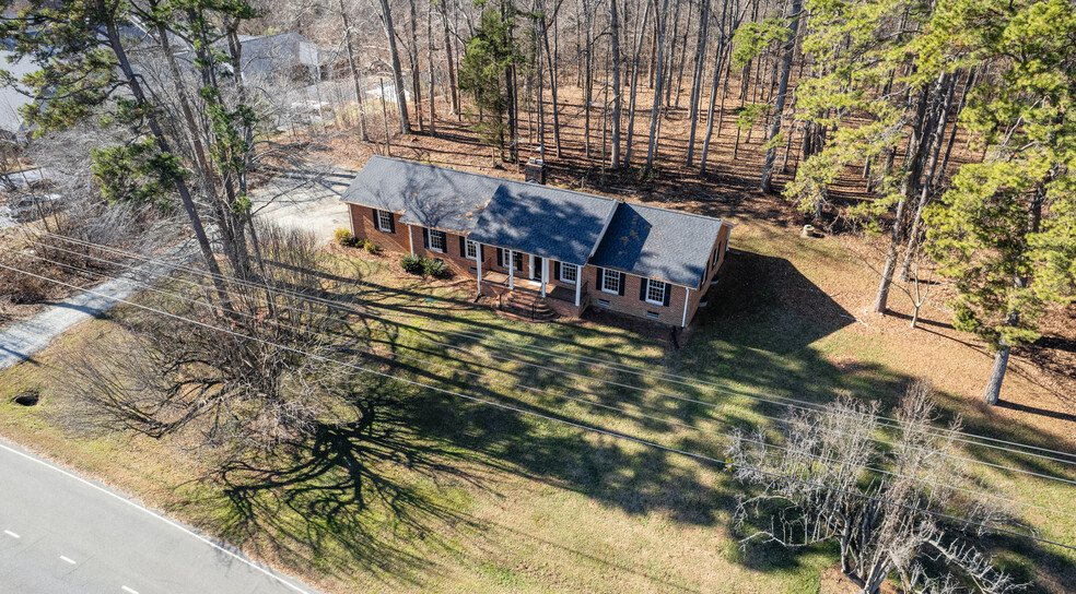 5600 Durham Rd, Roxboro, NC for sale - Building Photo - Image 2 of 19