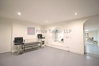 253 Liverpool Rd, London to rent Interior Photo- Image 1 of 6