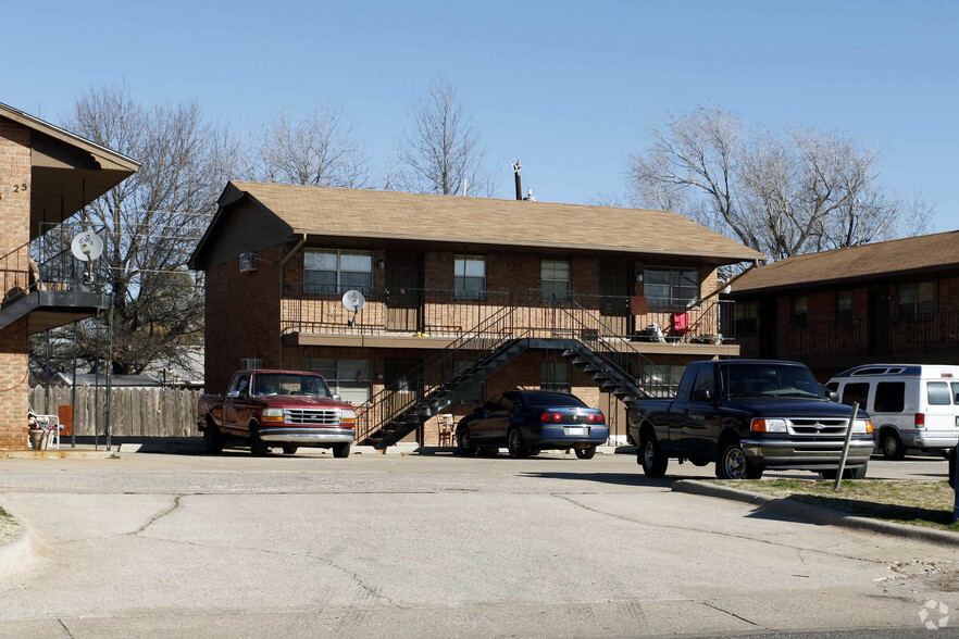 3317 SW 44th St, Oklahoma City, OK for sale - Building Photo - Image 2 of 3