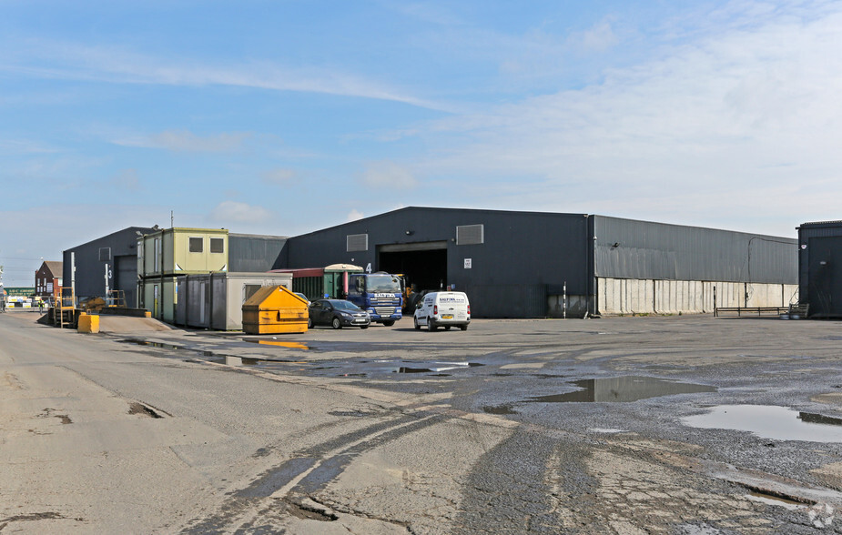 Killingholme Airfield, Immingham for rent - Building Photo - Image 1 of 5