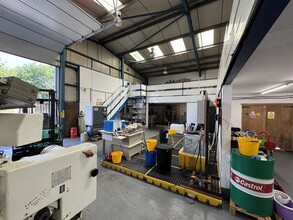 19-27 Bluebridge Industrial Estate, Halstead to rent Interior Photo- Image 1 of 10