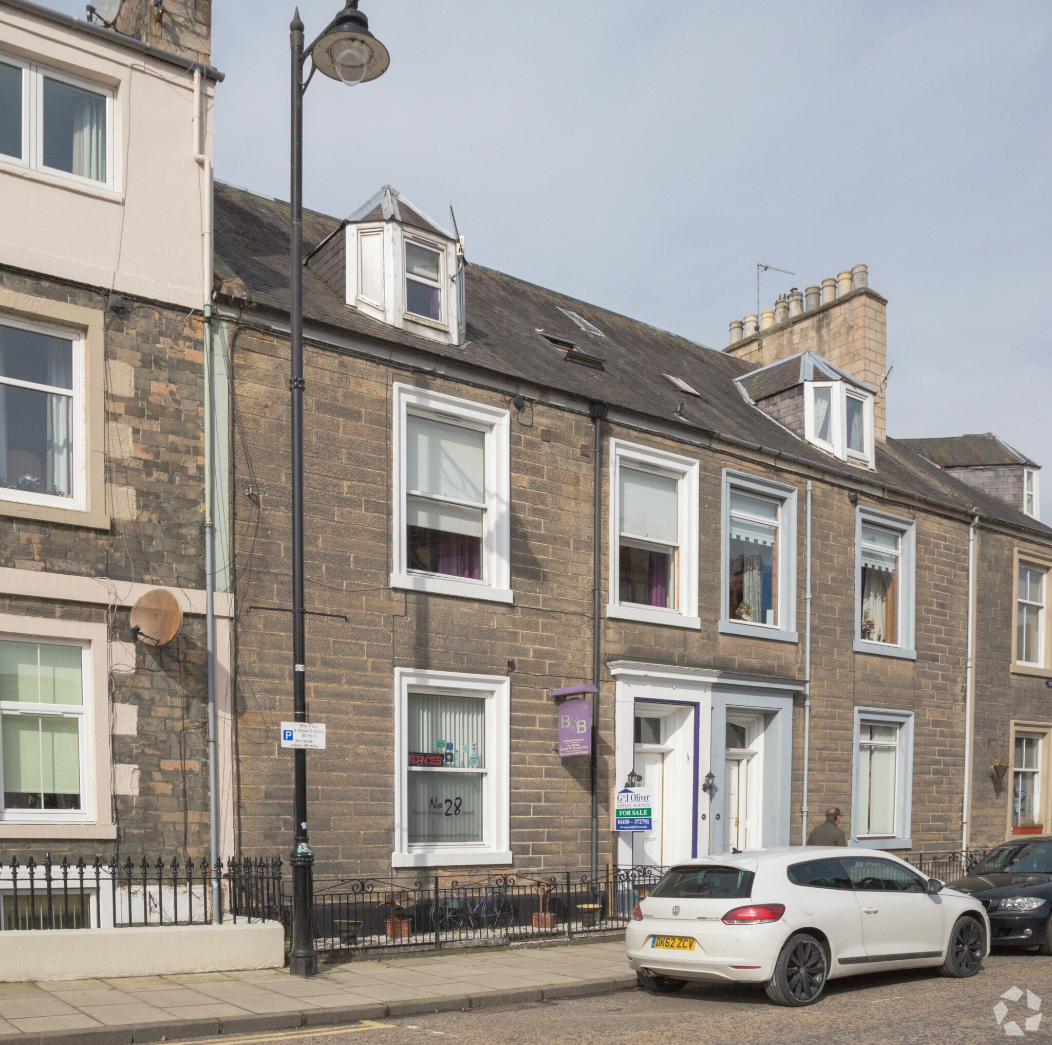 28 North Bridge St, Hawick for sale Primary Photo- Image 1 of 1