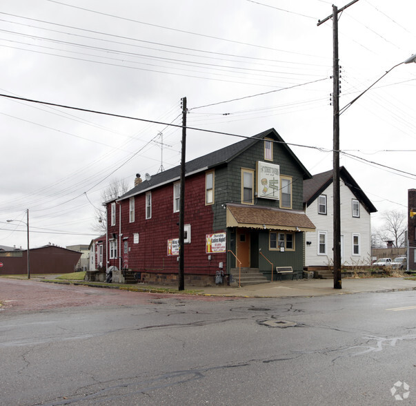 251 Hester Ave, Alliance, OH for rent - Building Photo - Image 1 of 2