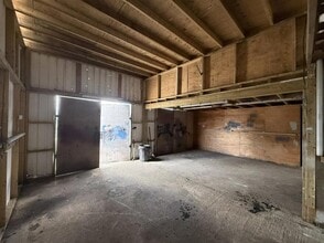1 Ratcliffe Hwy, High Halstow to rent Interior Photo- Image 2 of 3