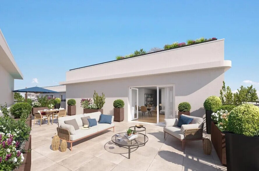 Retail in Bezons to rent - Building Photo - Image 3 of 12