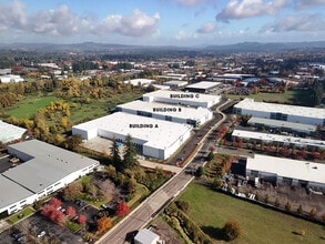 SW Myslony Rd, Tualatin, OR to rent Interior Photo- Image 2 of 13