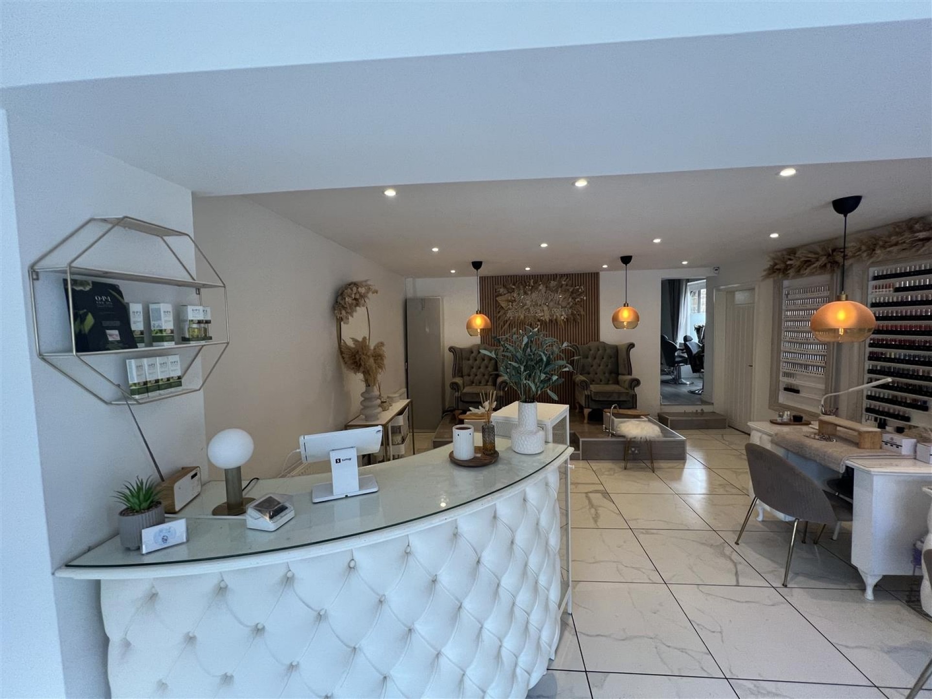 12 Oldfield Ln, Heckmondwike to rent Interior Photo- Image 1 of 4