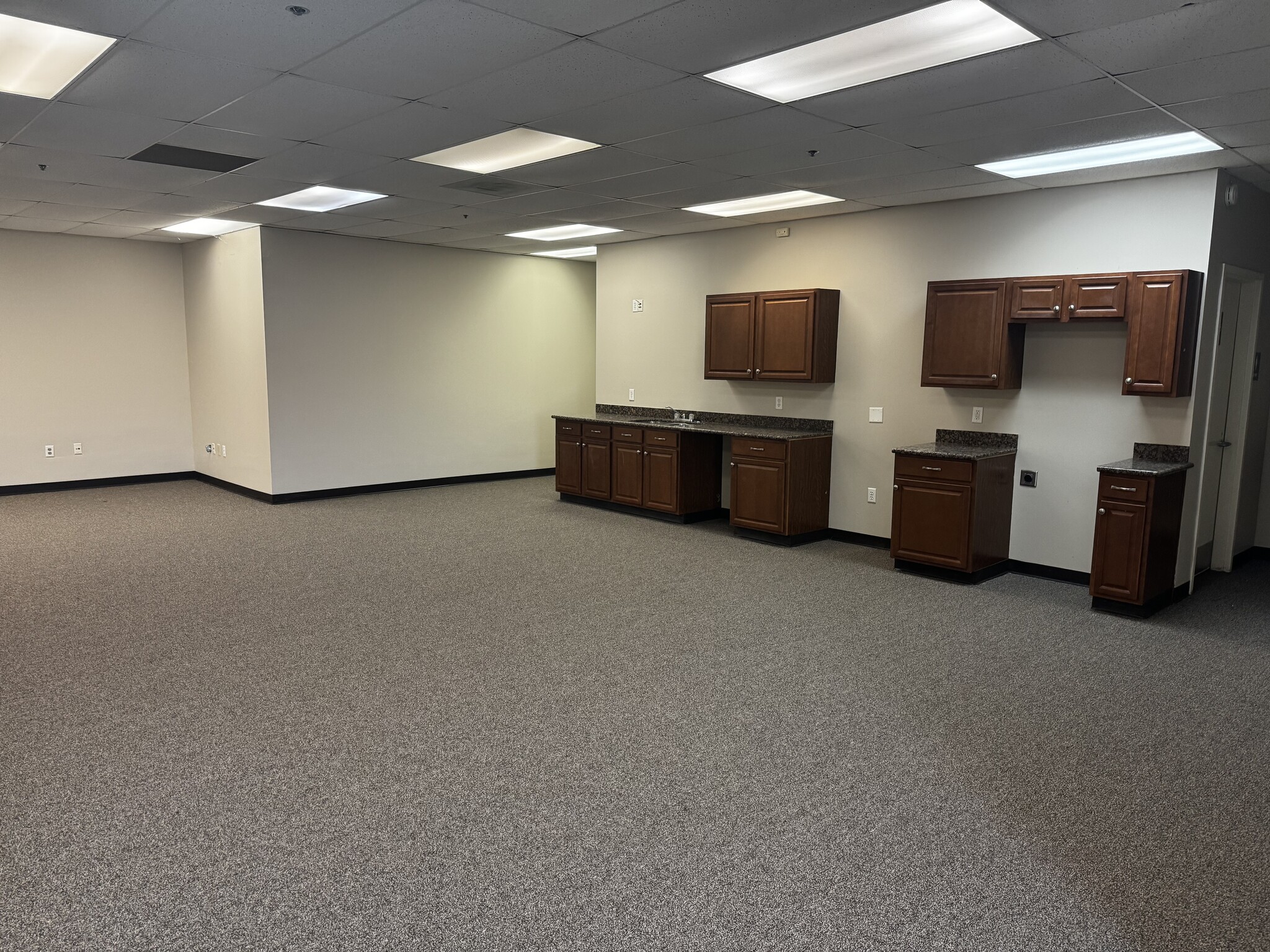 15403 Vantage Pky E, Houston, TX to rent Building Photo- Image 1 of 10