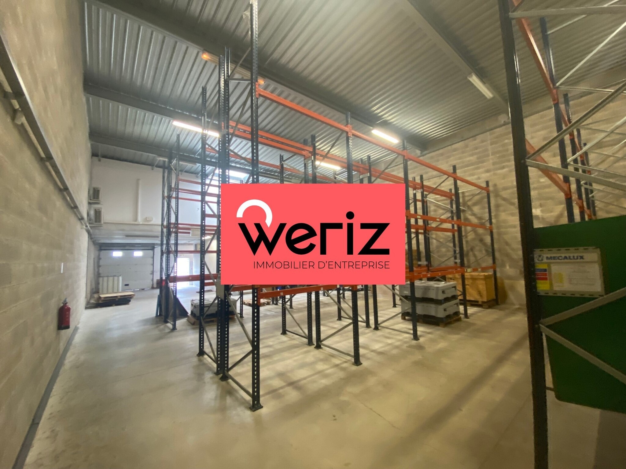 Office in La Ciotat to rent Building Photo- Image 1 of 12
