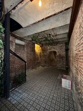 Retail in Madrid, Madrid to rent Interior Photo- Image 1 of 11