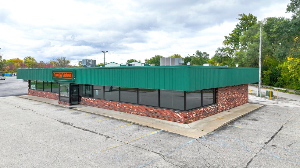 2610 Center Ave, Bay City, MI for rent - Building Photo - Image 1 of 5