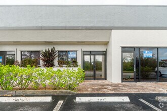 4500 N Powerline Rd, Deerfield Beach, FL for rent Building Photo- Image 1 of 1