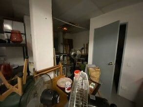 Retail in Barcelona, Barcelona to rent Interior Photo- Image 1 of 6