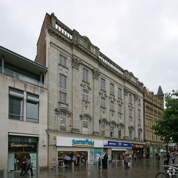 11-13 Piccadilly, Manchester for sale - Building Photo - Image 2 of 3