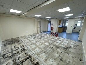 23 St. Marys Green, Newcastle Upon Tyne to rent Interior Photo- Image 2 of 2
