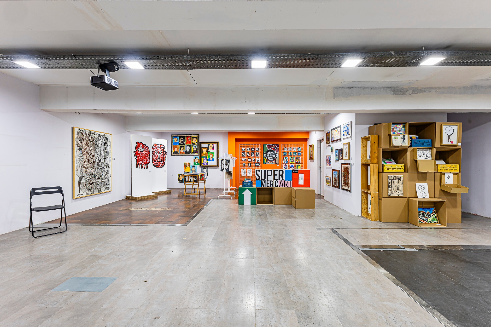 Retail in Barcelona, Barcelona to rent Interior Photo- Image 1 of 41