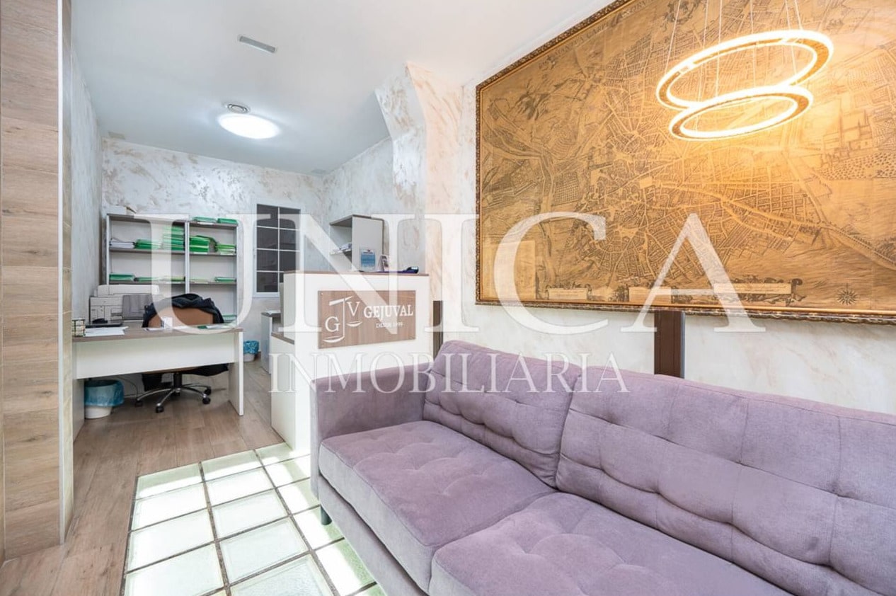 Madrid, MAD 28001 - Unit 1DR -  - Interior Photo - Image 2 of 10