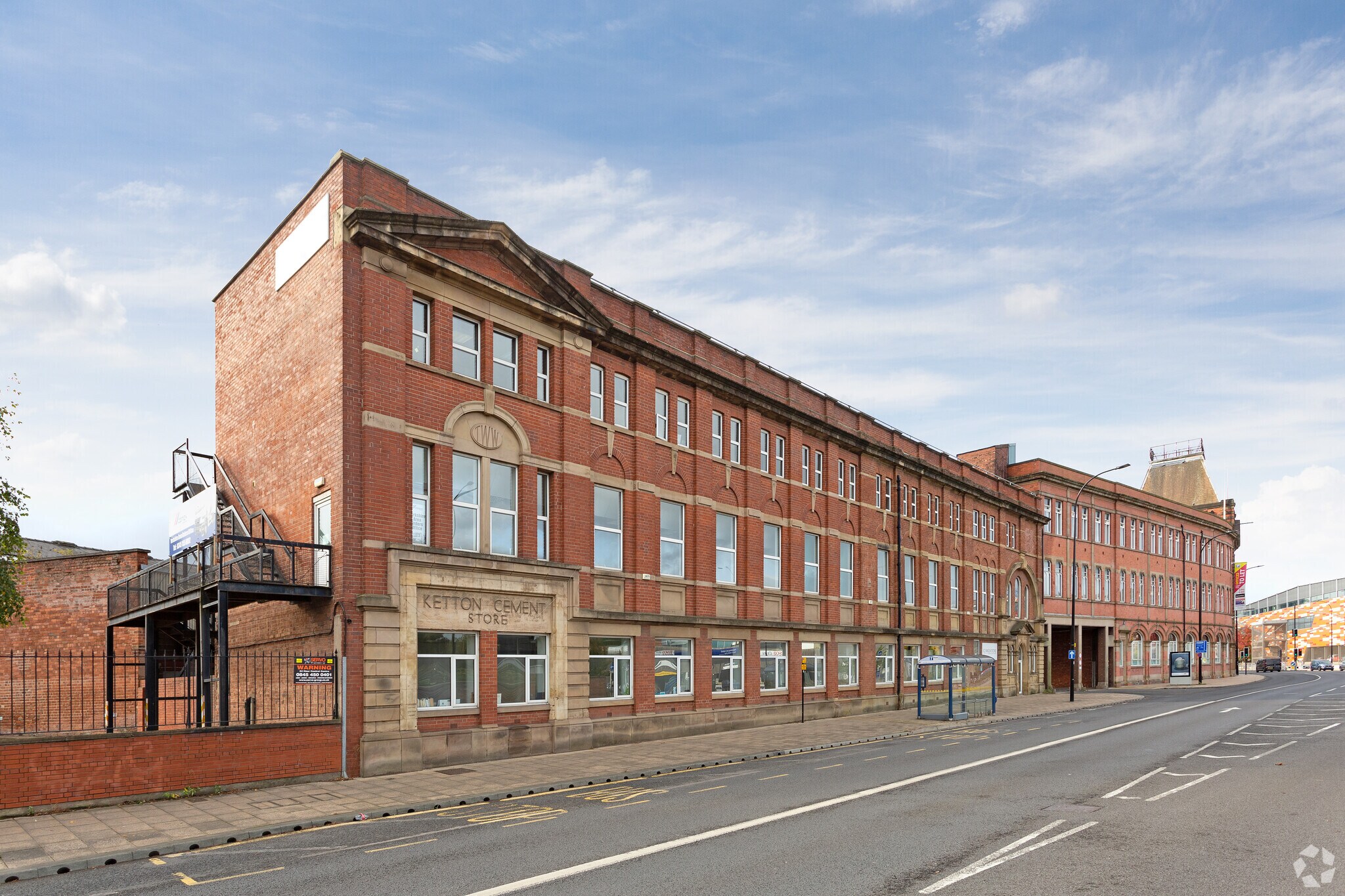 Savile St, Sheffield to rent Building Photo- Image 1 of 9