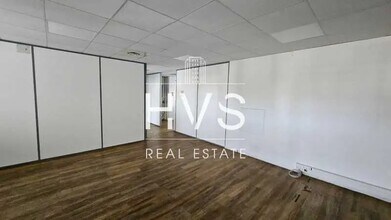 Office in Marseille to rent Interior Photo- Image 1 of 5