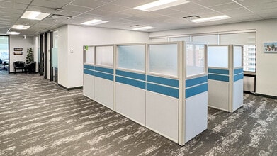 9925 109th St NW, Edmonton, AB to rent Interior Photo- Image 1 of 10