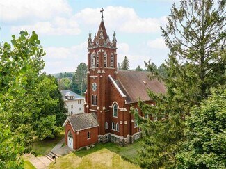 More details for 121 N 5th Ave, Iron River, MI - Specialist for Sale