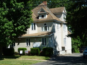 504 Vine St, Liverpool, NY for sale Building Photo- Image 1 of 1