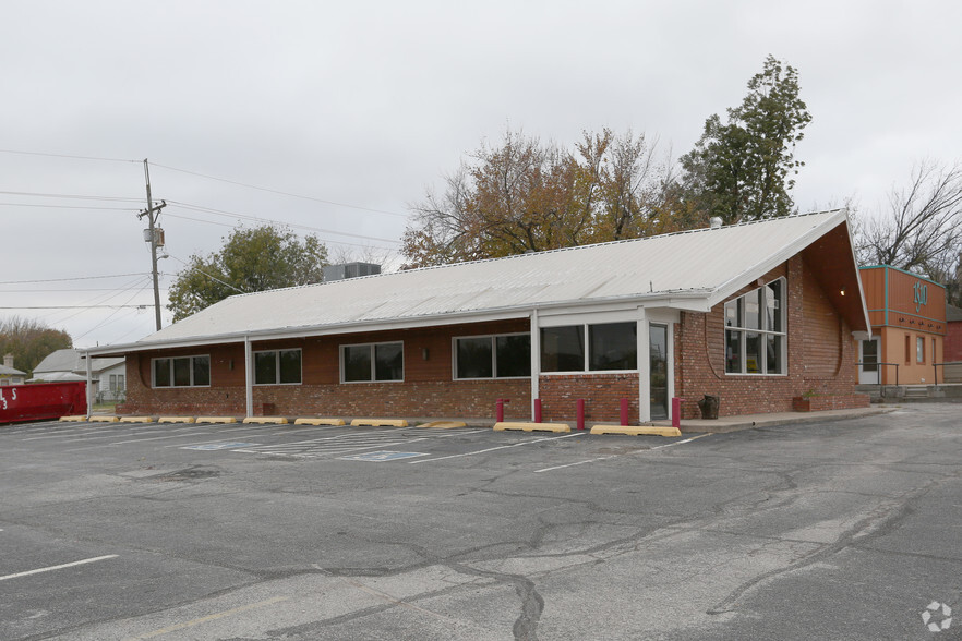 1508 W Gore Blvd, Lawton, OK for sale - Primary Photo - Image 1 of 1