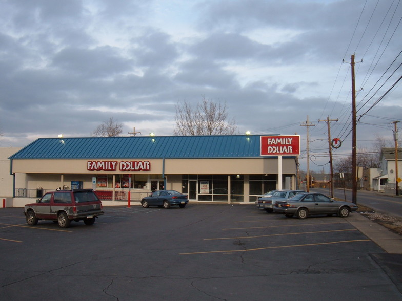 1016 W Spruce St, Rawlins, WY for rent - Primary Photo - Image 3 of 5