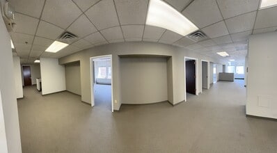 100 S Broad St, Philadelphia, PA to rent Interior Photo- Image 1 of 5