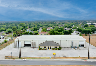 1080 Bunton Creek Rd, Kyle, TX for rent Primary Photo- Image 1 of 4