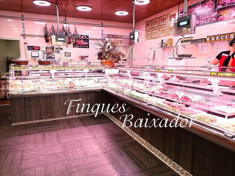 Retail in Gavà, Barcelona to rent - Building Photo - Image 3 of 4