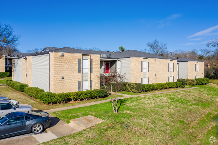 4400 Paluxy Dr, Tyler, TX for sale - Primary Photo - Image 1 of 1