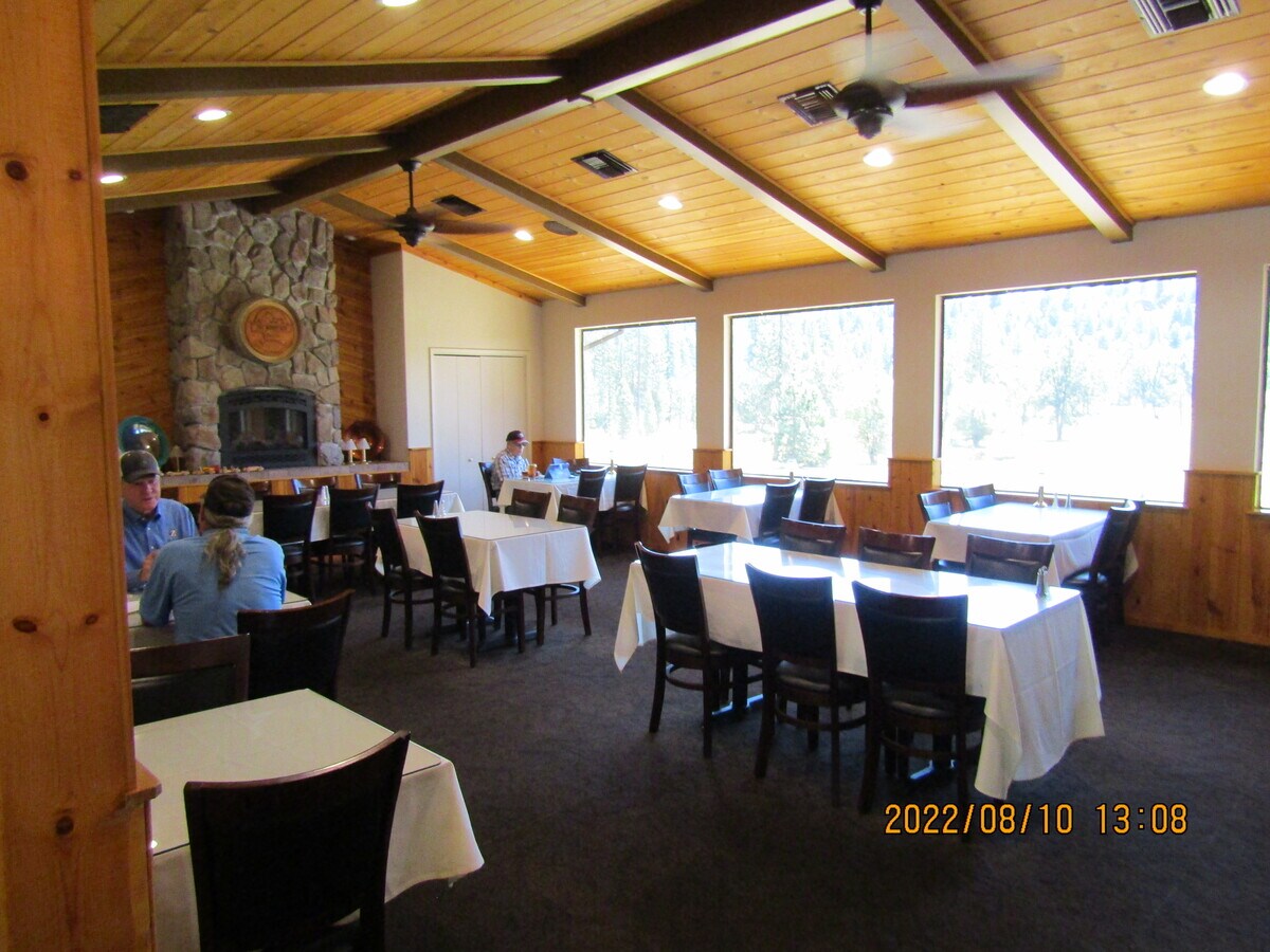 26570 Fairway Dr, Pioneer 95666 Mace Meadows Golf Course & Grille