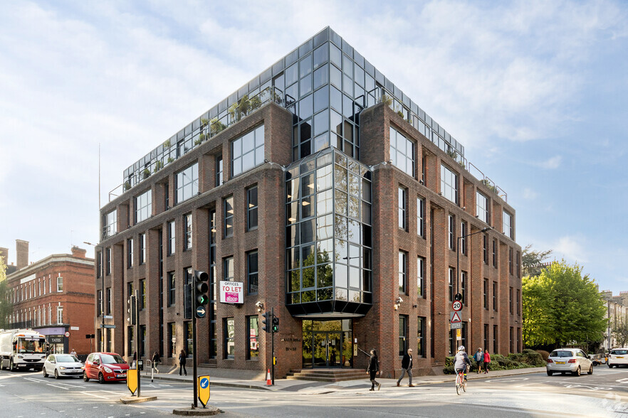 137-143 Hammersmith Rd, London for rent - Primary Photo - Image 1 of 2