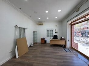 Retail in Madrid, Madrid to rent Interior Photo- Image 1 of 6