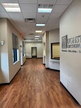 4685 Us-17, Orange Park, FL to rent Interior Photo- Image 2 of 19