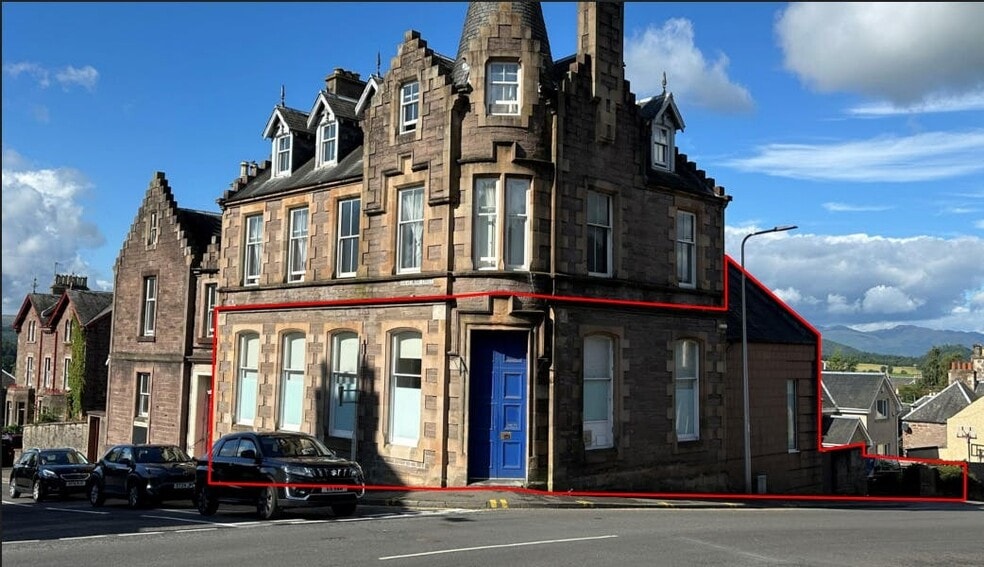 1 Galvelmore St, Crieff to rent - Building Photo - Image 1 of 3
